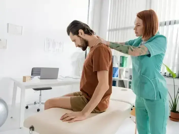 Arrowhead Clinic Chiropractor serving the Peachtree City area &mdash; local professionals you can trust