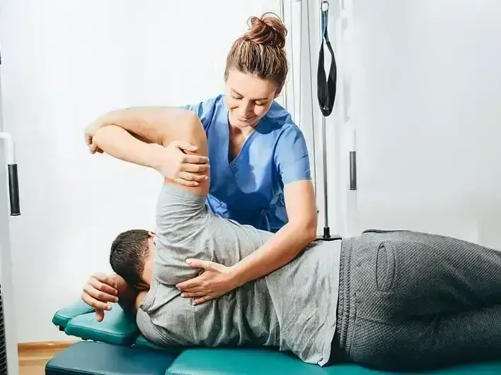 Professional Chiropractor services by Arrowhead Clinic Chiropractor in Newnan, GA &mdash; trusted local provider